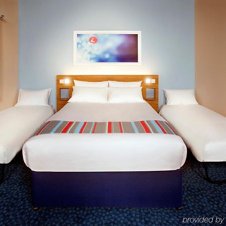 Travelodge London City Airport Londres Exterior foto