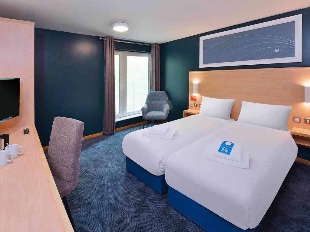 Travelodge London City Airport Londres Quarto foto