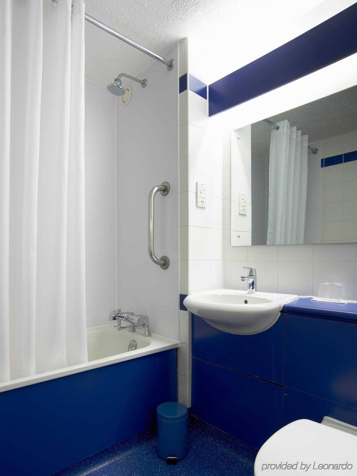 Travelodge London City Airport Londres Exterior foto