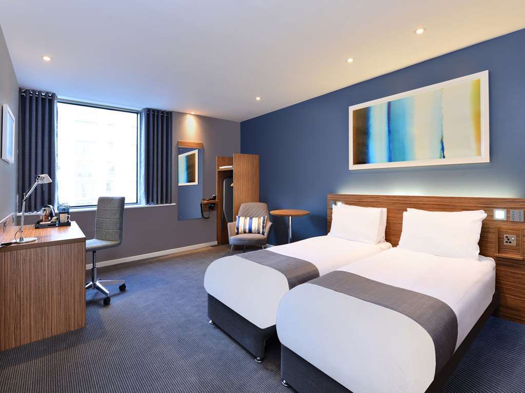 Travelodge London City Airport Londres Quarto foto
